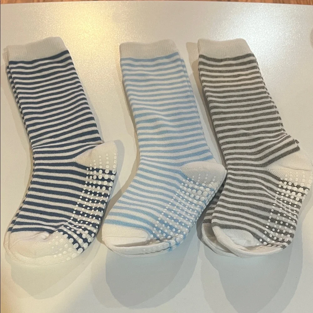 LA Active Boys Knee High Grip Socks - Navy, Light Blue, Gray Size 4-6 years